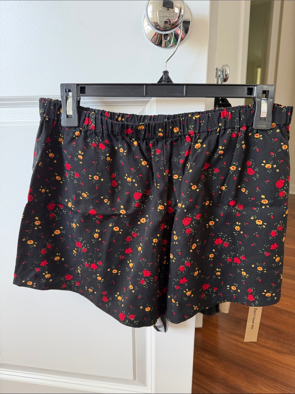 Reformation Black Floral Elastic-Waist lounge Shorts